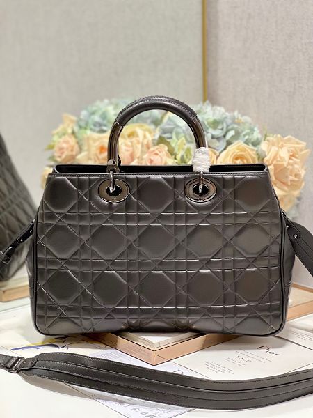 Dior包包 迪奧2023新款手提包 DS1202LADY 95.22 手袋大號單肩斜挎包