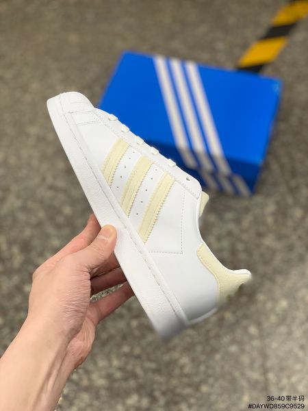 Adidas Originals Superstar 2022新款 貝殼頭經典女款休閒板鞋