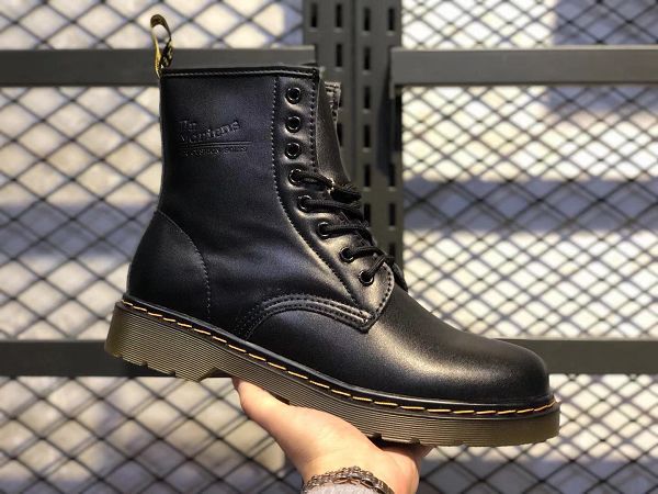 Dr Martens 2019新款 馬丁大夫8孔系帶短靴馬丁靴