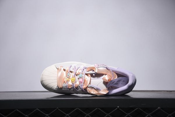 Adidas Originals SUPERSTAR W 2024最新男女生貝殼頭經典小白板鞋