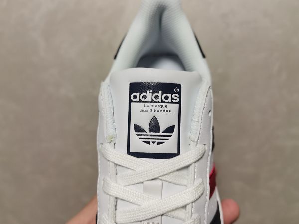 adidas 三葉草 貝殼頭 2024情侶款板鞋