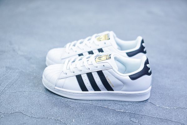 Adidas Superstar 2022新款 貝殼頭男女款經典百搭小白鞋