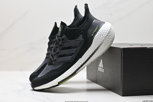 adidas Ultra Boost 2021」BlackWhite UB2021版7.0 襪套式針織鞋面休閒運動慢跑鞋 2024新款男女鞋