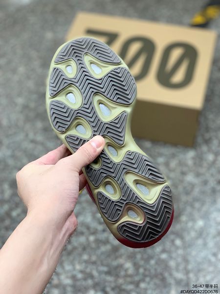 Adidas Yeezy 700 V3 2022新款 霓虹漸變男女款復古老爹鞋47