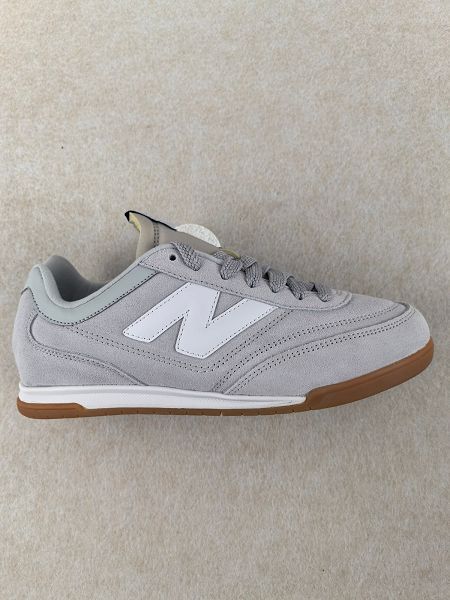 New Balance 2024新款男女生新百倫輕盈透氣休閒鞋