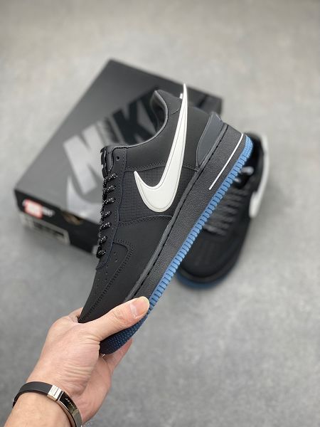 Nike AIR FORCE1 黑白色運動板鞋冬季新款膠底情侶鞋