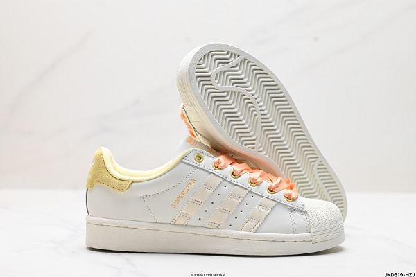 Adidas Originals Superstar 2024新款女生貝殼頭系列低幫經典百搭休閒運動板鞋