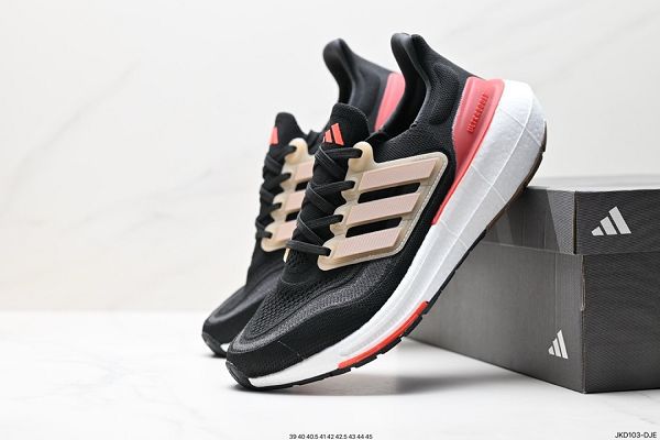 Adidas ULTRABOOST LIGHT 2024新款男女鞋 輕彈系列低幫襪套式針織透氣緩震休閒運動慢跑鞋