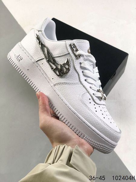 Nike Air Force 1 Low 2024全新男女款金屬鈎 低幫百搭休閒運動板鞋